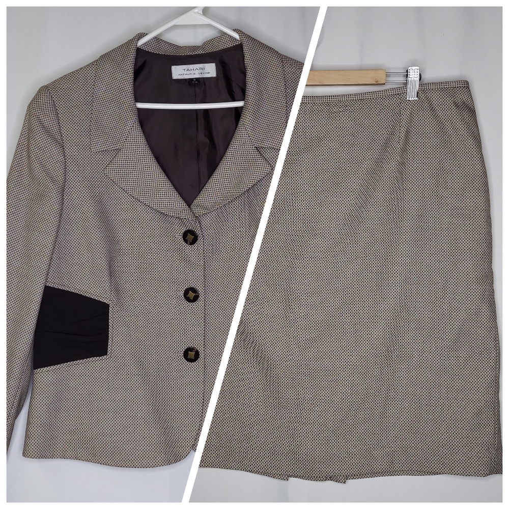 Tahari Skirt Suit 18 Brown Pattern Ruched 3-Button V-Neck Collar Career Office
